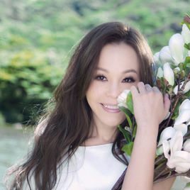 彭佳慧照片