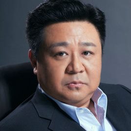 梁冠华照片