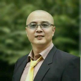 徐少华照片