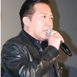 石桥凌照片