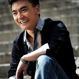 费振翔照片