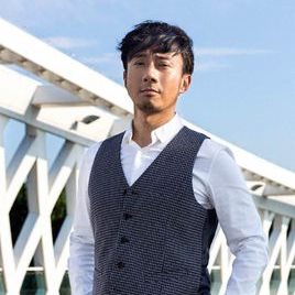 赵立新照片