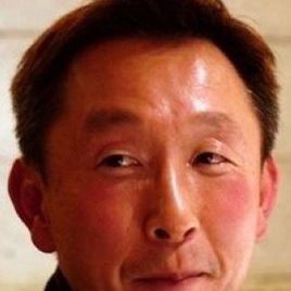 臼井义人照片
