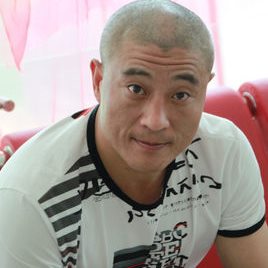 刘小光照片