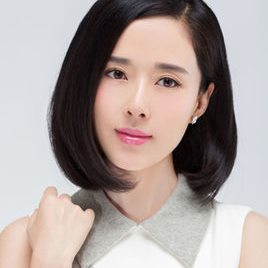 颜丹晨照片