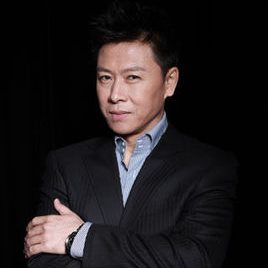 胡亚捷照片