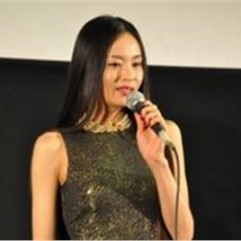 椎名英姬照片