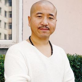 王小利照片