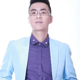 易欣照片