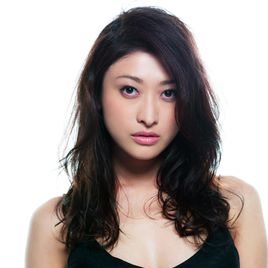 山田优照片