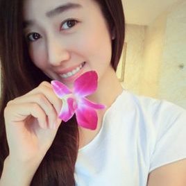 赵卓娜照片