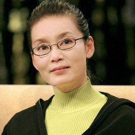 潘虹照片