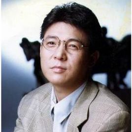 姜育恒照片