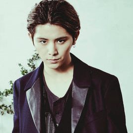 山田凉介照片