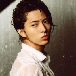 山下智久照片