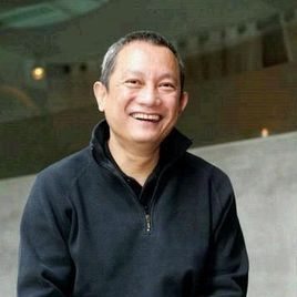 张之亮照片