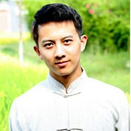 董晓龙照片