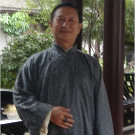 傅闽南照片