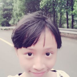 李欣雅照片
