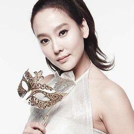 洪成美照片