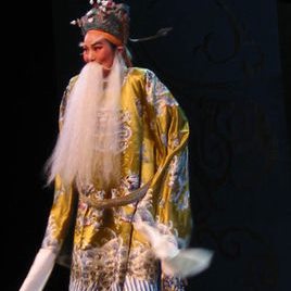 胡国美照片