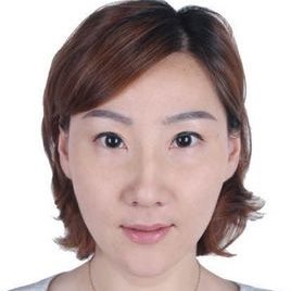 黄璐娜照片