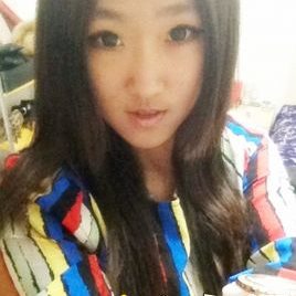 贾尧照片