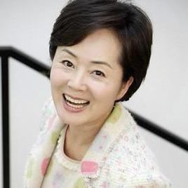 金姈爱照片
