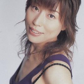 进藤尚美照片