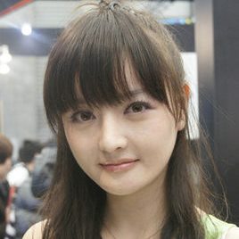 靳丽妍照片