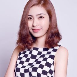 游艺湉照片