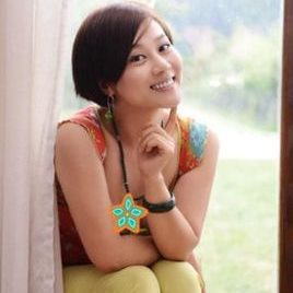 李萱照片