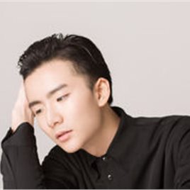 黄天元照片