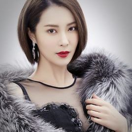 胡然照片