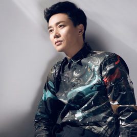 刘奕君照片