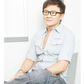 施祖男照片