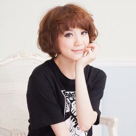 程予希照片