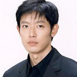 筒井道隆照片