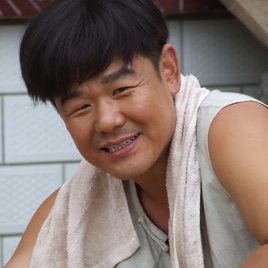 李晓强照片