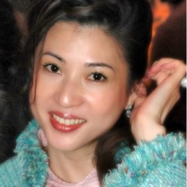 邱月清照片