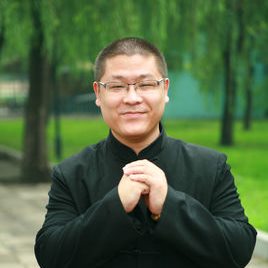 郑耀东照片