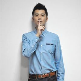 王钧赫照片