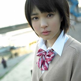 荒井萌照片