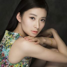 杨亚照片