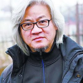 李国立照片