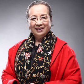李明启照片