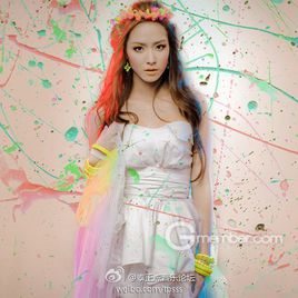 娜恰·缇拉娜·友萨奴照片