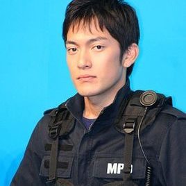 阿部进之介照片