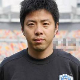 迟嵘亮照片