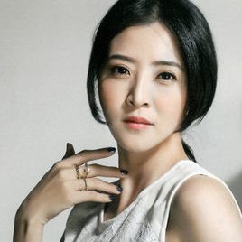 李亮瑾照片